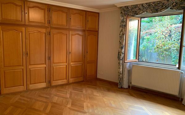 Maison à vendre    6 pièces • 174 m2 Collonges-au-Mont-d'Or