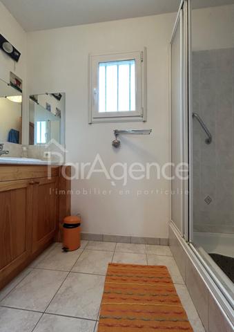 Maison 5 pièces - Bon état - Terrain clos de 1881 m2