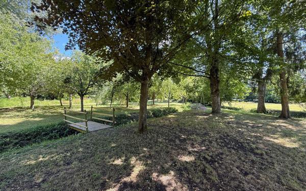 Maison à vendre    11 pièces • 416 m2 Saint-Cosme-en-Vairais