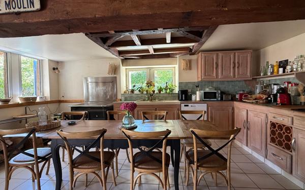 Maison à vendre    11 pièces • 416 m2 Saint-Cosme-en-Vairais