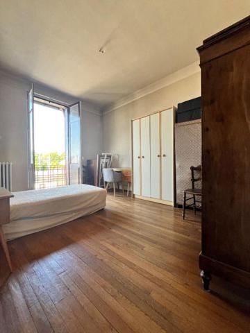 Maison Yzeure 6 pièce(s) 163 m2