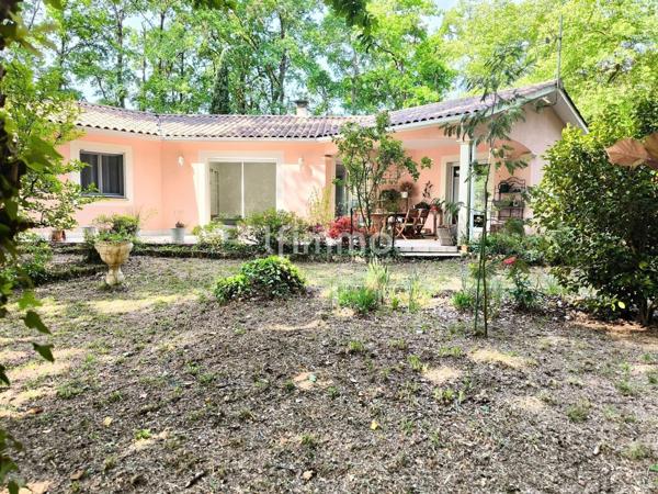 Maison de 134 m² sur une parcelle de 1,7 hectares.