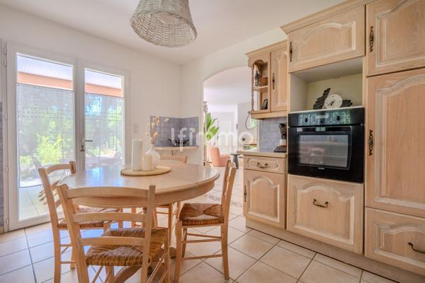 Maison de 134 m² sur une parcelle de 1,7 hectares.