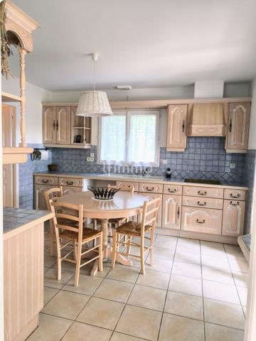 Maison de 134 m² sur une parcelle de 1,7 hectares.