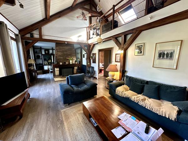 MAISON 5 PIÈCES DE PLAIN-PIED AVEC SOUS-SOL TOTAL