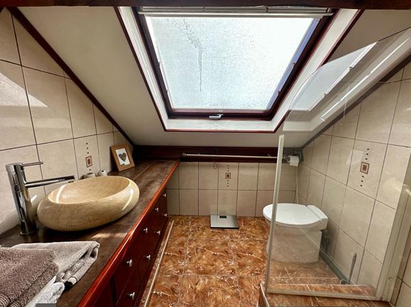 MAISON 5 PIÈCES DE PLAIN-PIED AVEC SOUS-SOL TOTAL