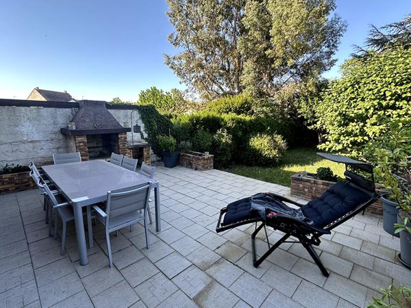 MAISON 5 PIÈCES DE PLAIN-PIED AVEC SOUS-SOL TOTAL