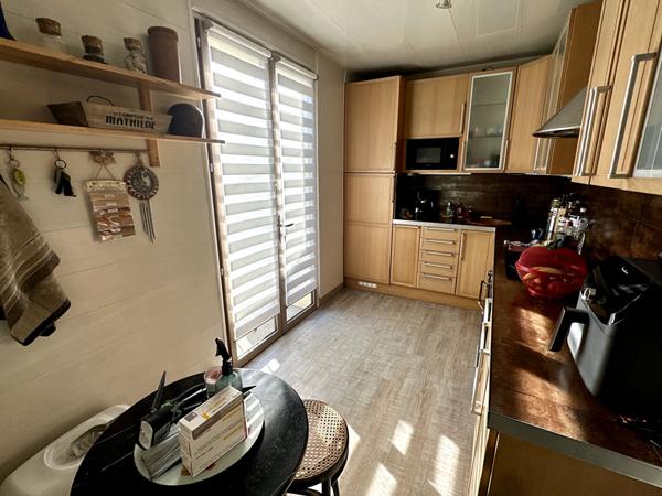 MAISON 5 PIÈCES DE PLAIN-PIED AVEC SOUS-SOL TOTAL