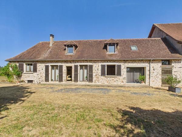 Propriété équestre avec 5 chambres, excellentes écuries et 19.5ha