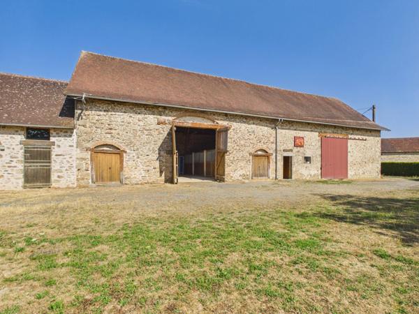 Propriété équestre avec 5 chambres, excellentes écuries et 19.5ha