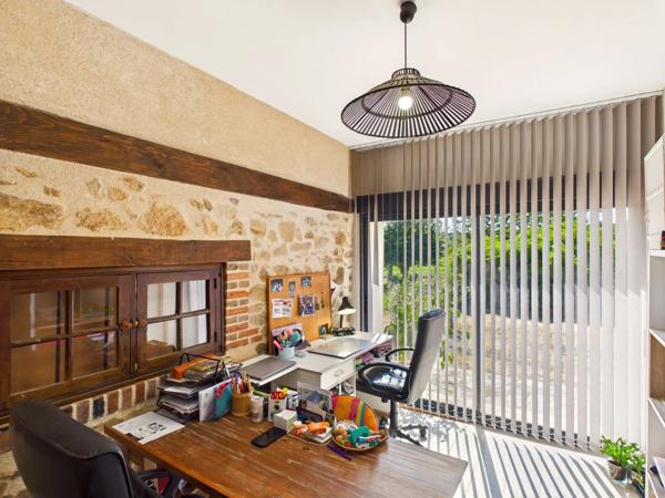 Propriété équestre avec 5 chambres, excellentes écuries et 19.5ha