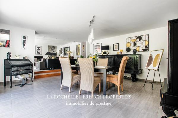 Maison de caractère de 190 m² avec piscine, dépendances et activité d'hôte — Marais Poitevin