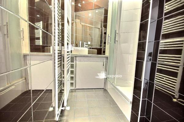 Vente                                                      Appartement
                        
                     3 pièces                      53 m2                     à Asnières-sur-Seine