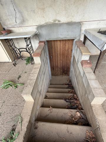 Charmante maison avec jardin et dépendances – Beau potentiel