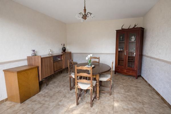 Charmante maison avec jardin et dépendances – Beau potentiel