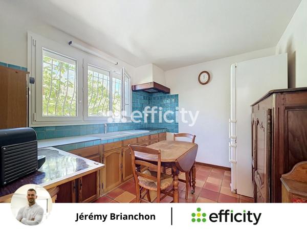 Maison
         4 pièces
        - 100 m² Exclusivité 480 000 € *