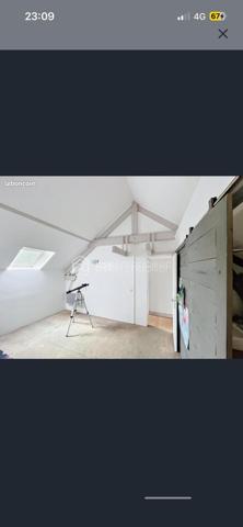 Grande maison familiale 

Maison familiale de caractère – 159 m² –  À seulement  15 minutes de Cergy Pontoise, idéalement située entre campagne verdoyante et accès rapide aux grands pôles recherchés du Val-d'Oise et des Yvelines.  Proche de Cergy, L'Isle-Adam, Pontoise, Conflans-Sainte-Honorine et aux portes des Yvelines, ce bien séduira les familles en quête d'espace, de calme et de nature sans s'éloigner des commodités.  Cadre privilégié, environnement recherché, forêt, randonnées et dépaysement assuré à moins d'une heure de Paris avec une gare à proximité ligne J.   Un cadre de vie rare et recherché . 
Derrière sa façade pleine de caractère, cette maison propose de beaux volumes et une organisation pensée pour la vie familiale :
-  5 chambres permettant d'accueillir famille, bureau ou espace invités
- Un séjour lumineux propice aux moments de partage 
- Une ambiance chaleureuse mêlant charme de l'ancien et potentiel d'aménagement
- une terrasse et un jardin pour profiter des beaux jours  

Un potentiel à exploiter selon vos envies :

Le bien dispose également d'un sous-sol total, offrant de nombreuses possibilités :
 -  espace de rangement important 
- atelier / bricolage 
- buanderie / espace technique 
- ou aménagement selon vos besoins  

Un environnement paisible  :

Située dans un environnement calme et résidentiel, cette maison bénéficie du cadre de vie recherché de Montgeroult :  
* village à taille humaine 
* tranquillité
 * qualité de vie à proximité des axes et commodités  
* cerise sur le gâteau  : une très belle vue