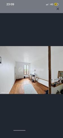 Grande maison familiale 

Maison familiale de caractère – 159 m² –  À seulement  15 minutes de Cergy Pontoise, idéalement située entre campagne verdoyante et accès rapide aux grands pôles recherchés du Val-d'Oise et des Yvelines.  Proche de Cergy, L'Isle-Adam, Pontoise, Conflans-Sainte-Honorine et aux portes des Yvelines, ce bien séduira les familles en quête d'espace, de calme et de nature sans s'éloigner des commodités.  Cadre privilégié, environnement recherché, forêt, randonnées et dépaysement assuré à moins d'une heure de Paris avec une gare à proximité ligne J.   Un cadre de vie rare et recherché . 
Derrière sa façade pleine de caractère, cette maison propose de beaux volumes et une organisation pensée pour la vie familiale :
-  5 chambres permettant d'accueillir famille, bureau ou espace invités
- Un séjour lumineux propice aux moments de partage 
- Une ambiance chaleureuse mêlant charme de l'ancien et potentiel d'aménagement
- une terrasse et un jardin pour profiter des beaux jours  

Un potentiel à exploiter selon vos envies :

Le bien dispose également d'un sous-sol total, offrant de nombreuses possibilités :
 -  espace de rangement important 
- atelier / bricolage 
- buanderie / espace technique 
- ou aménagement selon vos besoins  

Un environnement paisible  :

Située dans un environnement calme et résidentiel, cette maison bénéficie du cadre de vie recherché de Montgeroult :  
* village à taille humaine 
* tranquillité
 * qualité de vie à proximité des axes et commodités  
* cerise sur le gâteau  : une très belle vue