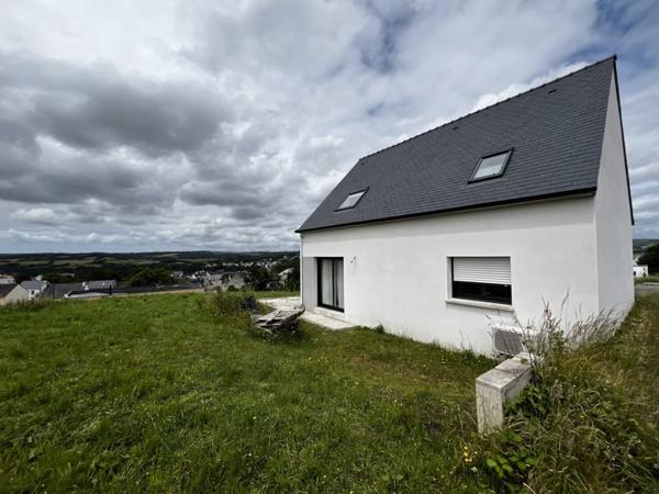 Maison à louer 900 € CC Pont-de-Buis-lès-Quimerch 4 p 108 m² DPE B