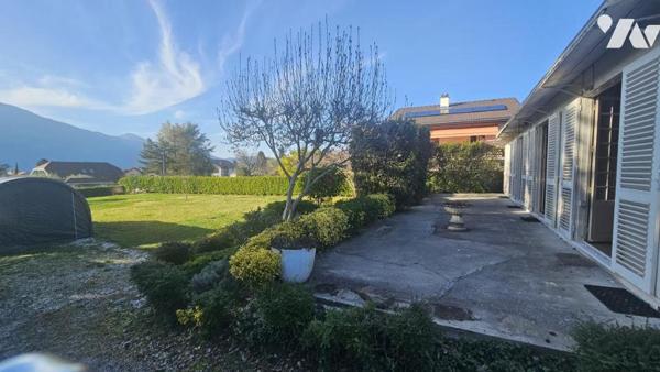 BRISON SAINT INNOCENT, maison individuelle plain pied de 75.7m2 sur 1079 m2 de terrain plat