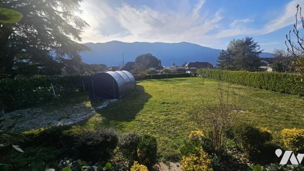 BRISON SAINT INNOCENT, maison individuelle plain pied de 75.7m2 sur 1079 m2 de terrain plat