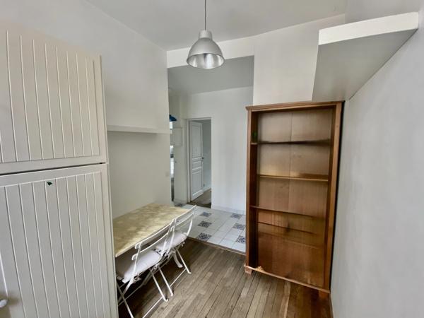 NANTERRE (92) Centre-Ville à vendre Appartement 2 pièces de 42,25 m² - Proche RER