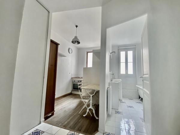NANTERRE (92) Centre-Ville à vendre Appartement 2 pièces de 42,25 m² - Proche RER