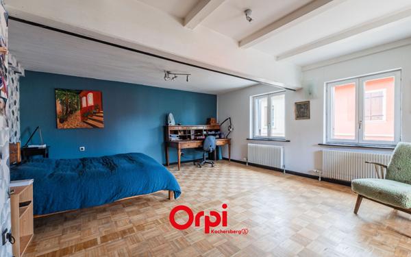 Maison à vendre    7 pièces •  Mittelhausbergen