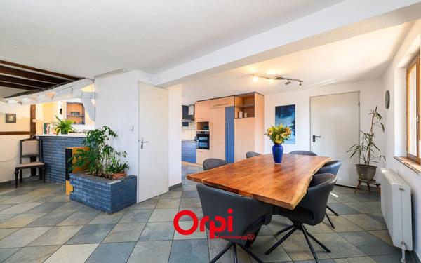 Maison à vendre    7 pièces •  Mittelhausbergen