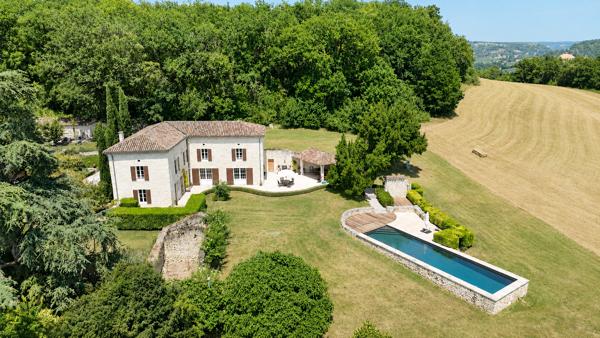 Vente maison 297 m² 9 Pièces Brassac