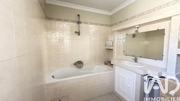 Maison à vendre 6 pièces 120,22 m² Asnières-sur-Seine