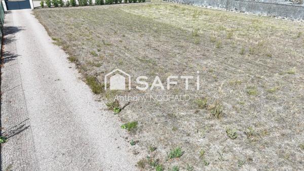 TERRAIN A CONSTRUIRE A SEGONZAC