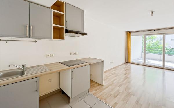 Appartement à vendre    2 pièces • 47 m2 Ris-Orangis