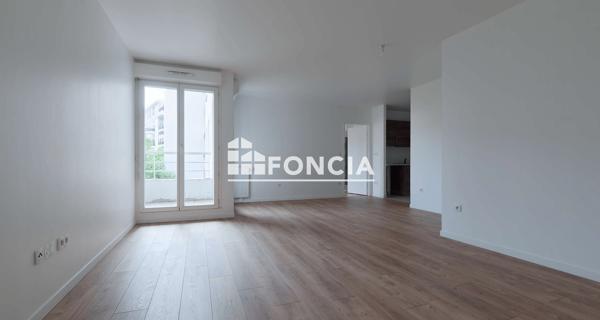 À vendre Appartement 2 pièces 52 m² - Corbeil-essonnes 91100