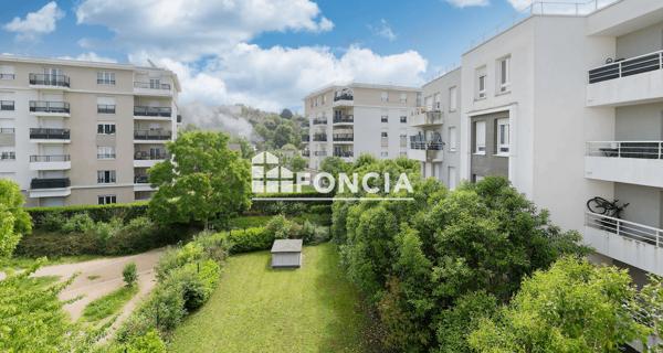 À vendre Appartement 2 pièces 52 m² - Corbeil-essonnes 91100