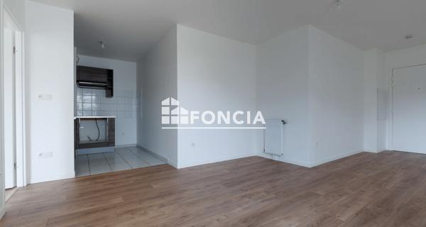 À vendre Appartement 2 pièces 52 m² - Corbeil-essonnes 91100