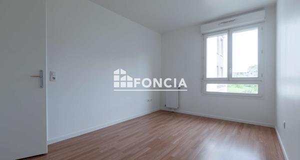 À vendre Appartement 2 pièces 52 m² - Corbeil-essonnes 91100