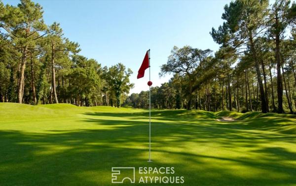 Villa au coeur du Golf de Seignosse, un écrin de nature et de prestige