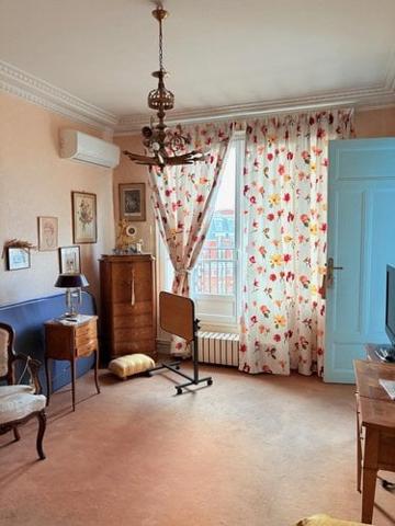 Appartement à vendre à Paris 17e arrondissement à Paris (75017), ref : 75032-530