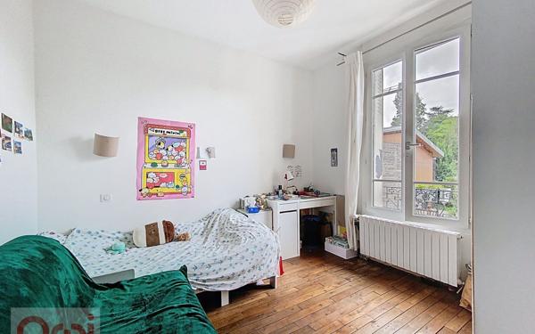 Maison à vendre    6 pièces • 207 m2 Châtillon