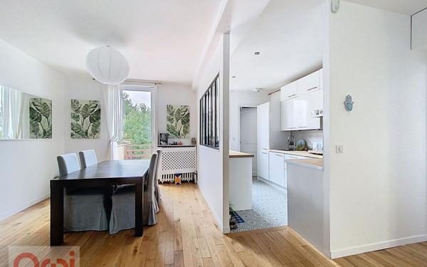 Maison à vendre    6 pièces • 207 m2 Châtillon