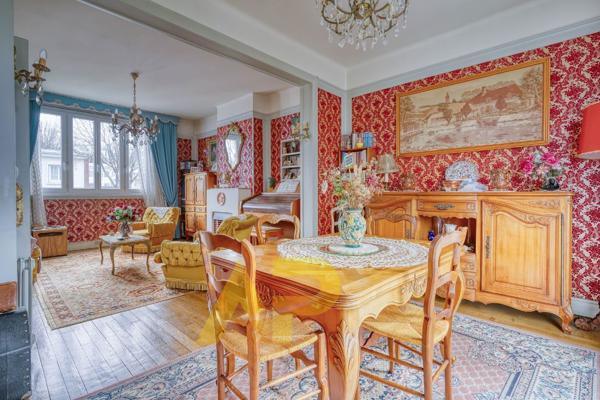 Maison Le Plessis Robinson 5 pièce(s) 90 m2 €580 000 ** - Référence 487