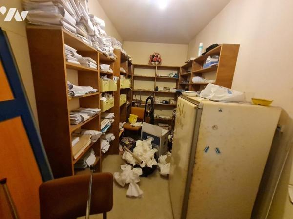 LOCAL COMMERCIAL - A VENDRE - SAINT AMAND LONGPRÉ ( 41310)