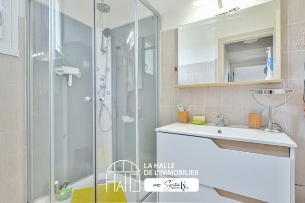 Maison
         4 pièces
        - 99 m² Exclusivité 144 900 € *