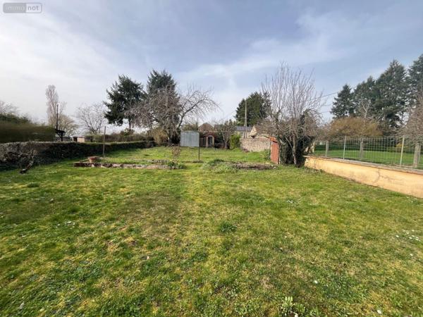 Maison à vendre à Saint-Vallier en Saône-et-Loire (71230), ref : 063/1478   
Le Bourg