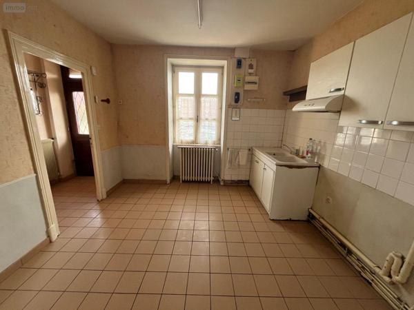 Maison à vendre à Saint-Vallier en Saône-et-Loire (71230), ref : 063/1478   
Le Bourg