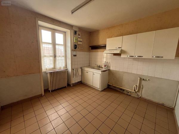 Maison à vendre à Saint-Vallier en Saône-et-Loire (71230), ref : 063/1478   
Le Bourg