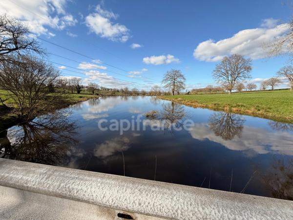 Etang avec terrain à vendre SAINT LAURENT D'ANDENAY (71)