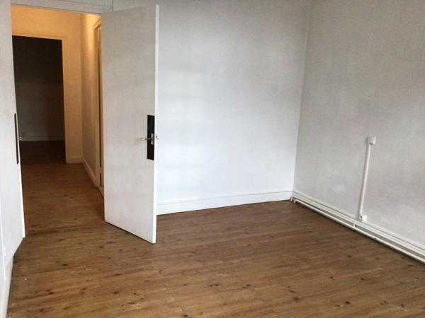 Bel appartement proche de la place royale