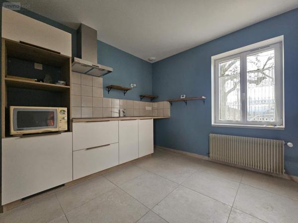 Maison à louer à Ozan dans l'Ain (01190), ref : 008/2370